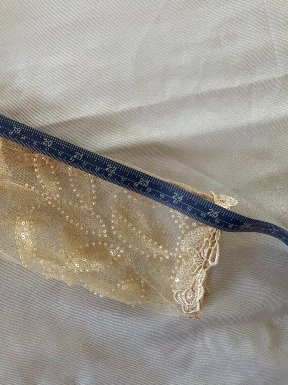 WAYF Sequin Beaded Long Sleeve Crop Top - Picture 5 of 7